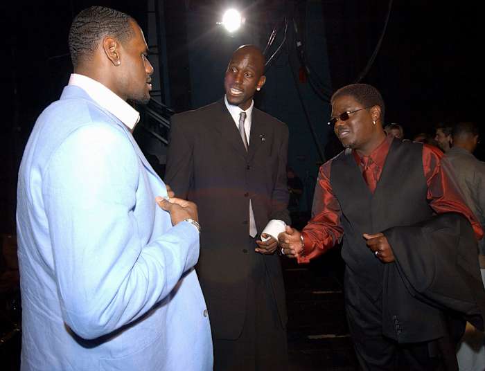 2004-LeBron-James-Kevin-Garnett-Bernie-Mac.jpg